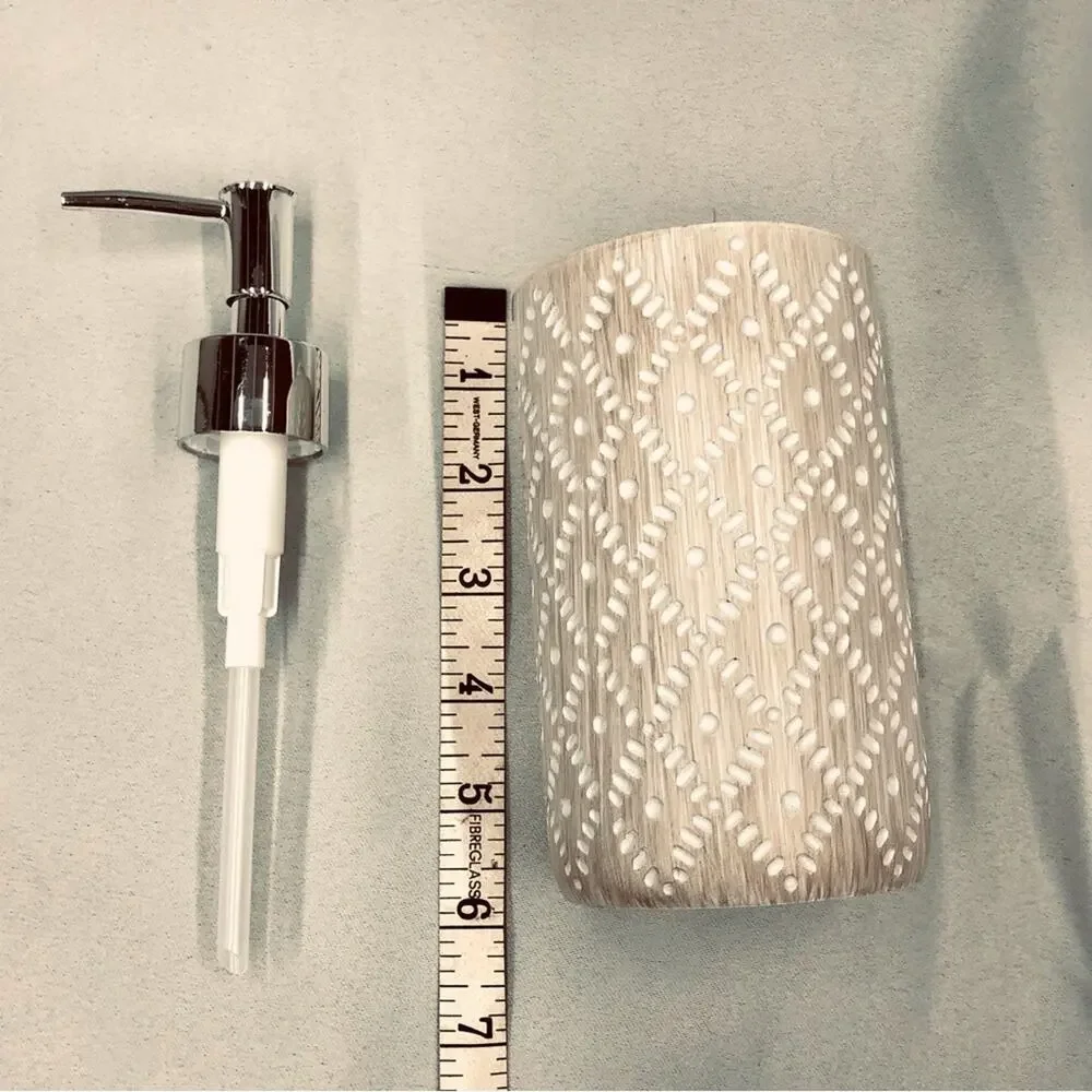 NWOT AMG Global Bathroom Accessories Soap Dispenser Mosaic Basket Weave Designn